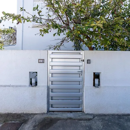 Blossom Dps18 度假居 *